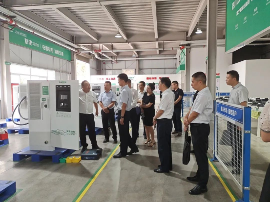 自贡市委常委、统战部部长吴进学一行 莅临沃轮电气考察调研