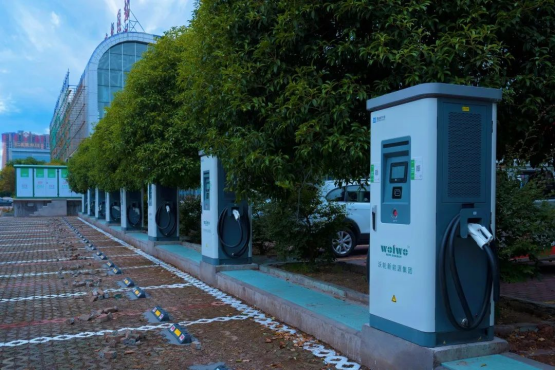 工程案例|宜宾市出租车1号专用充电站 ——沃轮快充临港站建成通电