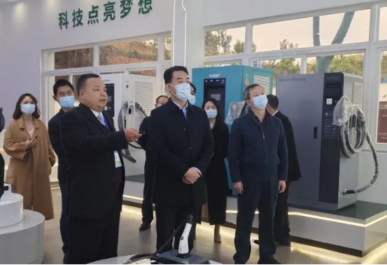 【领导关怀】四川省委组织部高端人才服务中心副主任罗智刚率队莅临沃轮电气考察调研