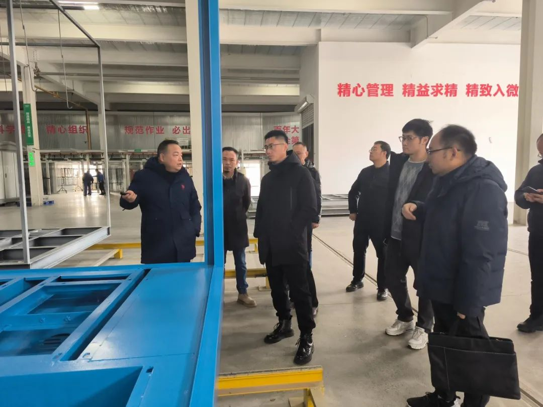 【合作交流】成都中试产业投资有限公司、青白江欧洲产业城管委会领导一行莅临沃轮电气考察交流