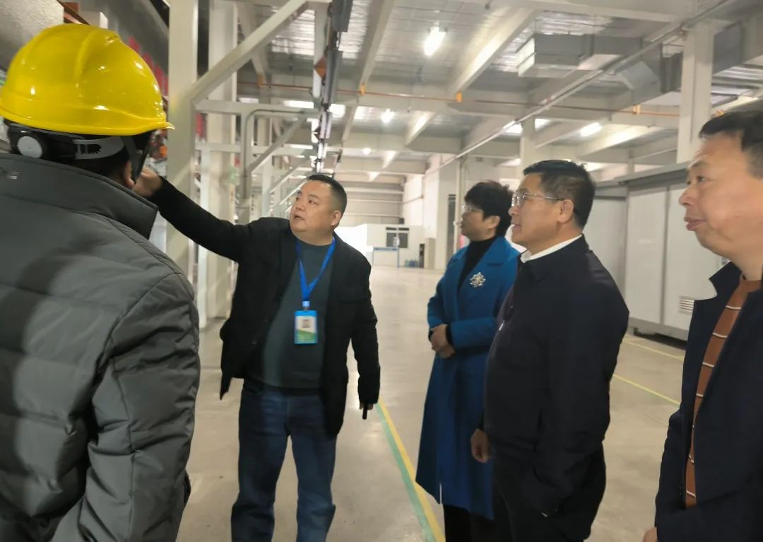 【领导关怀】自贡市人大常委会党组成员、机关党组书记古荣华一行莅临沃轮电气调研指导工作