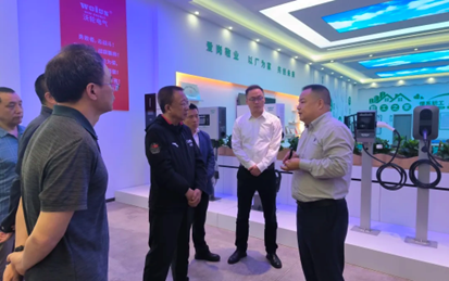 【领导关怀】自贡市政协副主席郭连一行莅临沃轮电气调研指导工作