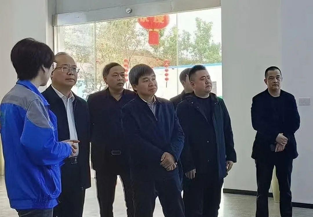 【领导关怀】四川省经济和信息化厅总经济师袁冰率队莅临沃轮电气调研指导工作